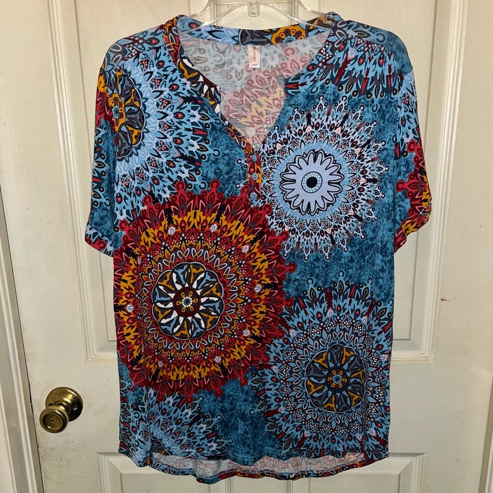 NILOUFO Women’s Short Sleeve Print Top. Sz L.